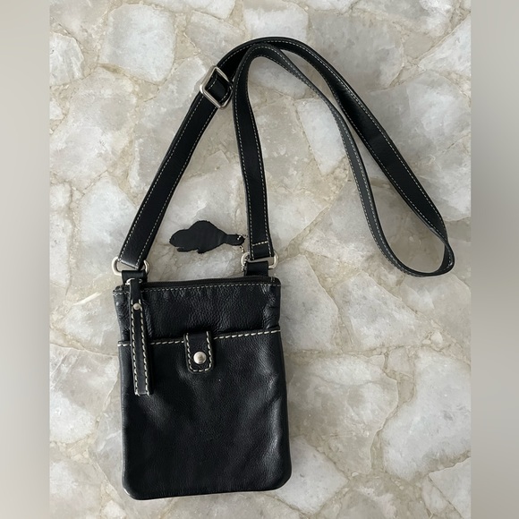 Roots Handbags - ROOTS Genuine Black Leather Crossbody Purse